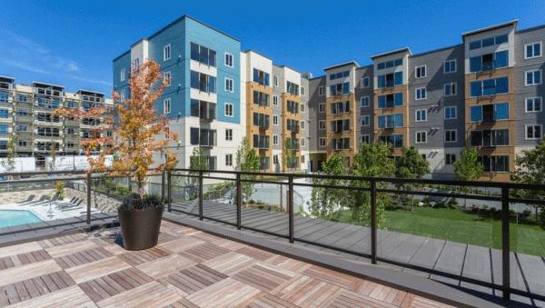 tivalli-metal-handrail